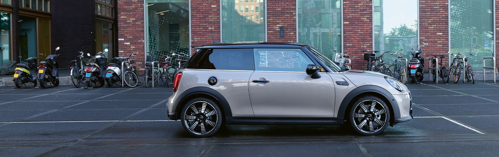 Brand New MINI 3 Door Hatchback Cooper Classic